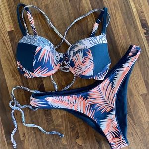 MAAJI Anthropology Bikini Set S/M 🔥